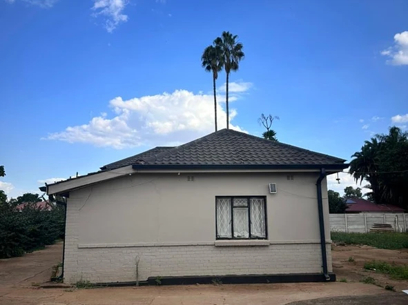 Commercial & Industrial Land