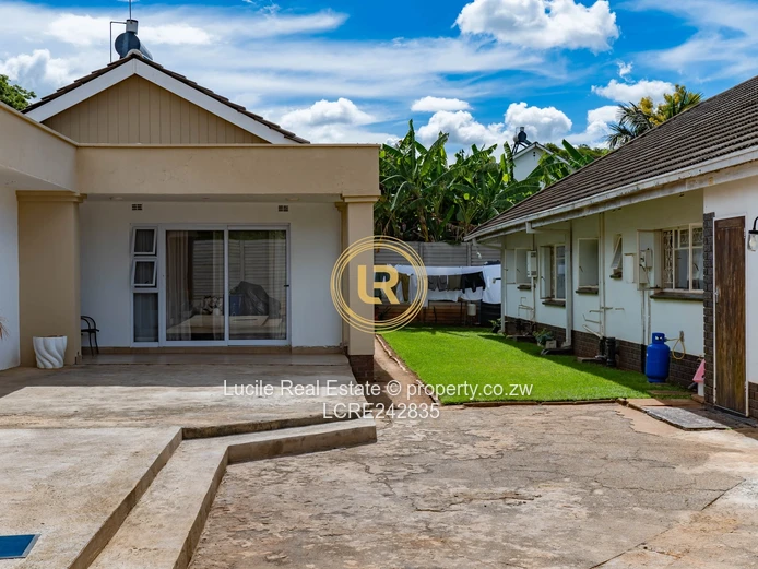 Charming Alexander Park Property -Prime Living