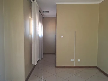 3 Bedroom Garden Flat