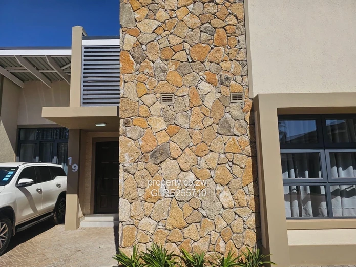 Borrowdale: 3-Bed Stone-Faced Home with Borehole
