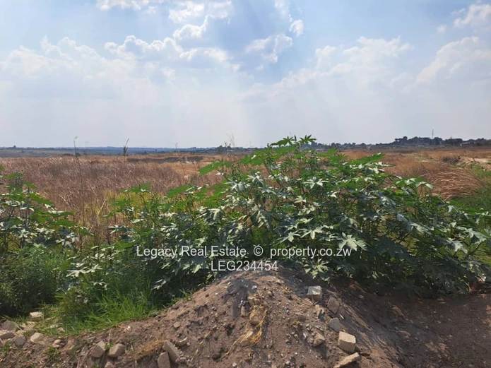 Chitungwiza – 4000sqm Industrial Stand for Sale