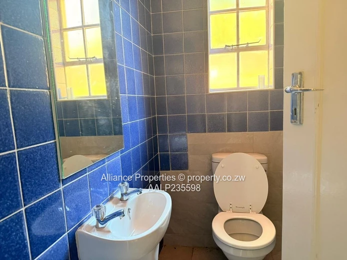 Harare's Finest, 7-Bed Glenlorne Executive Rental with Pool, Borehole & Dual Lounges $3000/Month