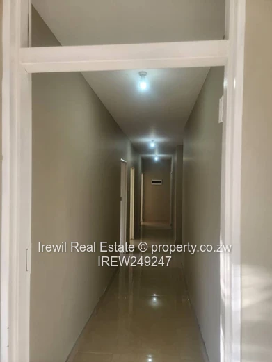 Mabvazuva 4 Bed to Let