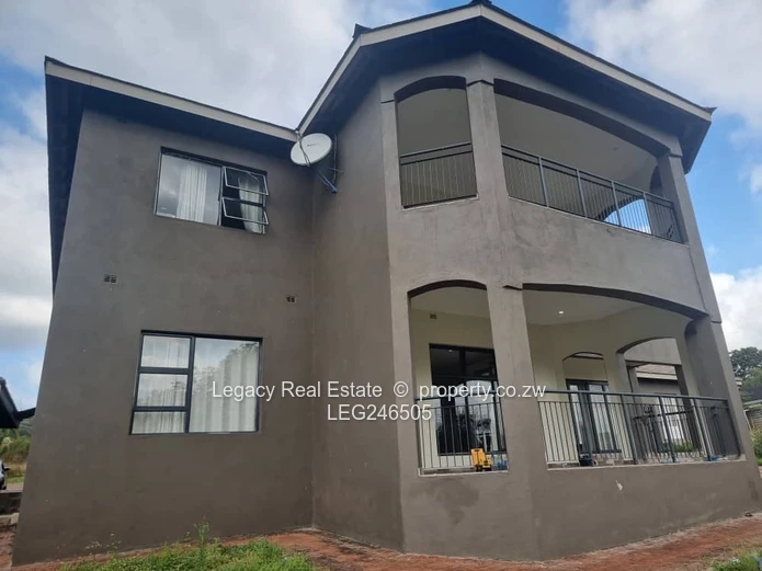 High-End Helesvale Home With Gym & Borehole.