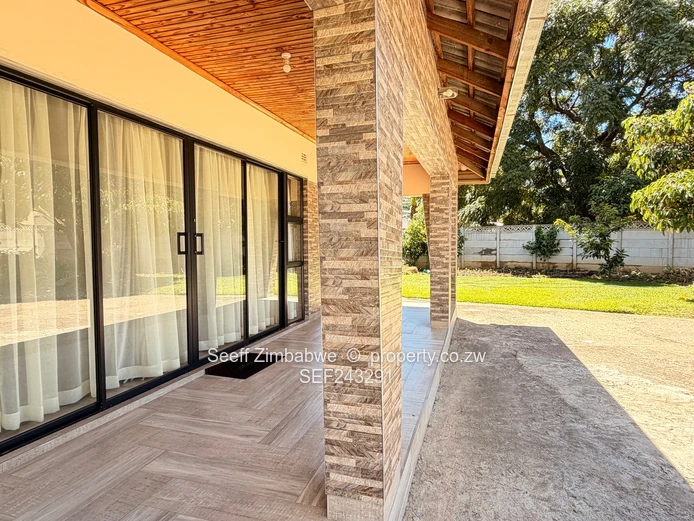 Exceptional 5-Bedroom Executive Home with Self-Contained Cottage – Old Windsor