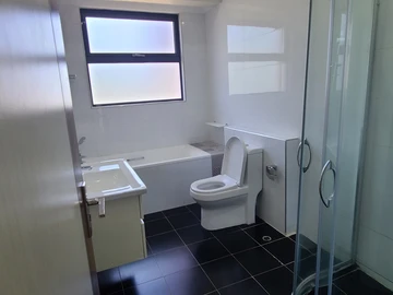 3 Bedroom Garden Flat