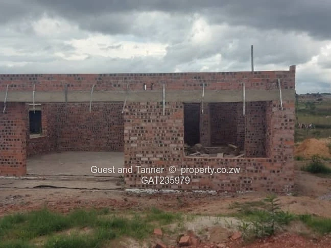 Incomplete 3-Bedroom House for Sale in Donnybrook Goshen City – Prime Location Near Zimre Park