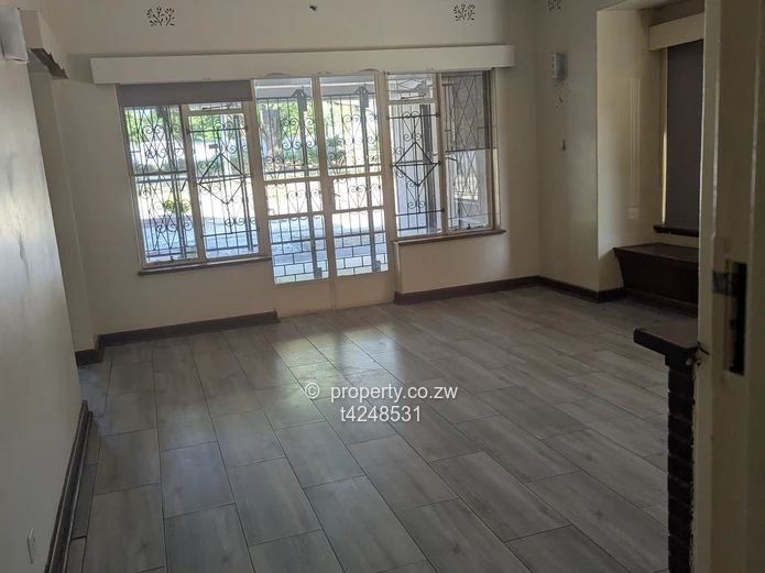 Greendale 3 bed house to Rent 