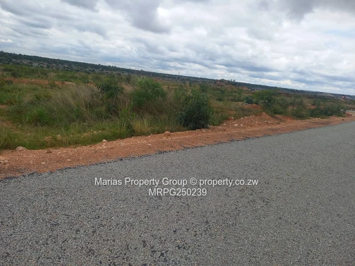 Prime 1000m² Stand on Tarred Main Road – Rockview, Harare East