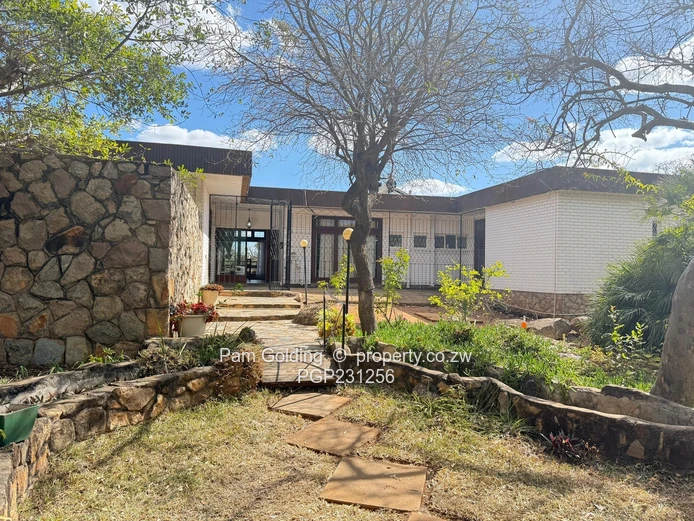 Burnside Split-Level Home for Sale