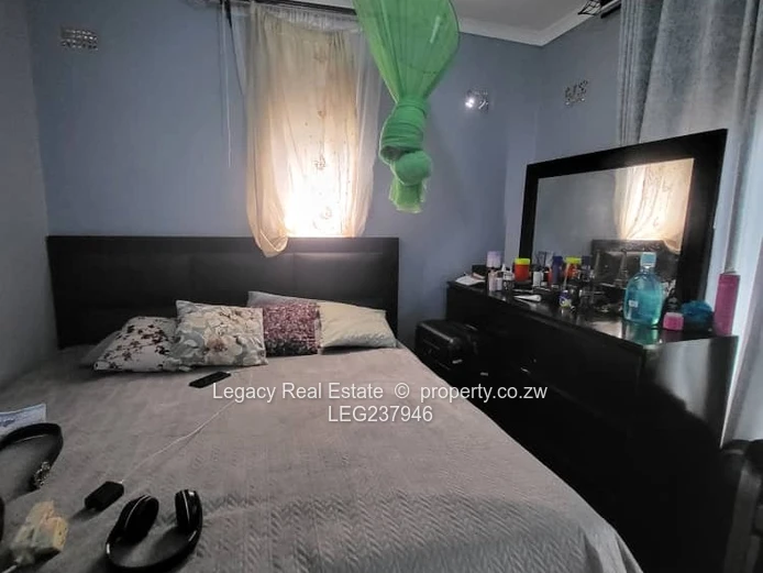 Budiriro 5 Property with Double Garage & 4 Bedrooms