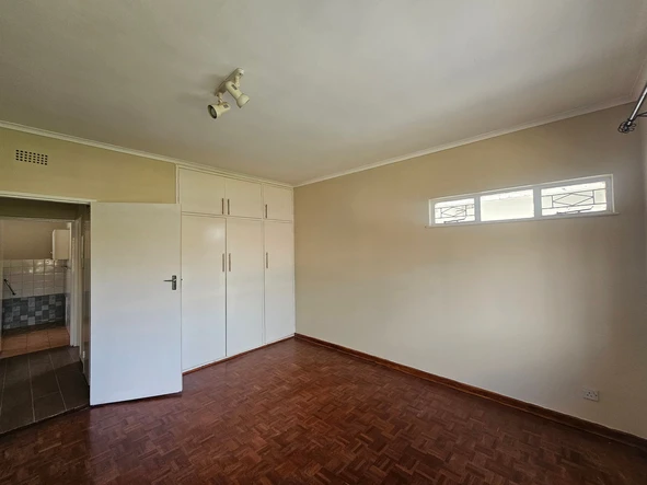 2 Bedroom Garden Flat