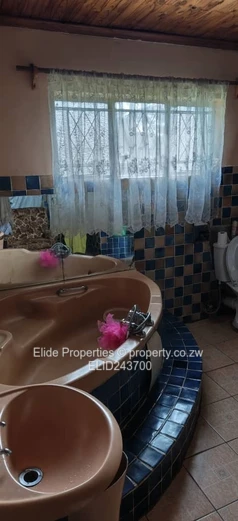 10ha Marondera Farm — Dam, Orchard, Vineyard & Homestead (Sole Mandate)