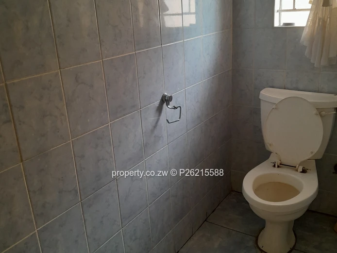 A 5 bedroomed house to let in Mt Pleasant heights phase 1