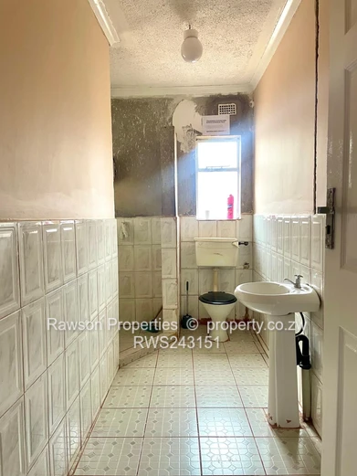 Superb opportunity in Zimre Park  (Sole Mandate)