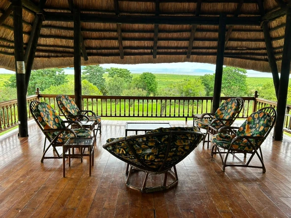 Hotel & Lodge