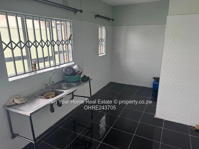 New Zengeza 5 (Rockview)