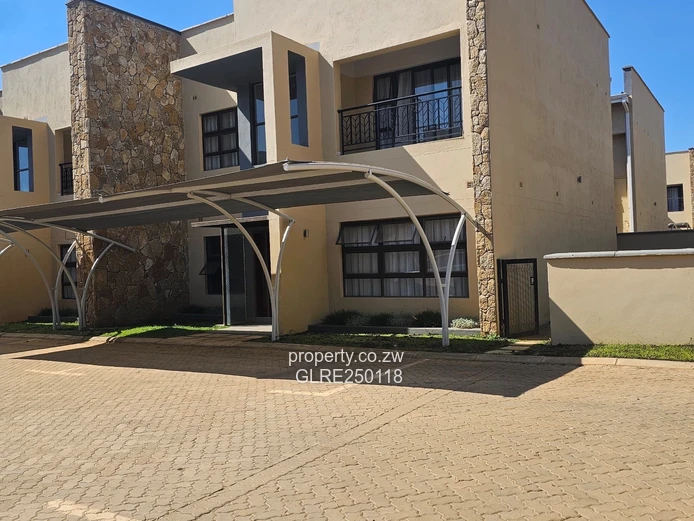 Modern 3-Bed Mount Pleasant Flat - Solar + 24hr Security