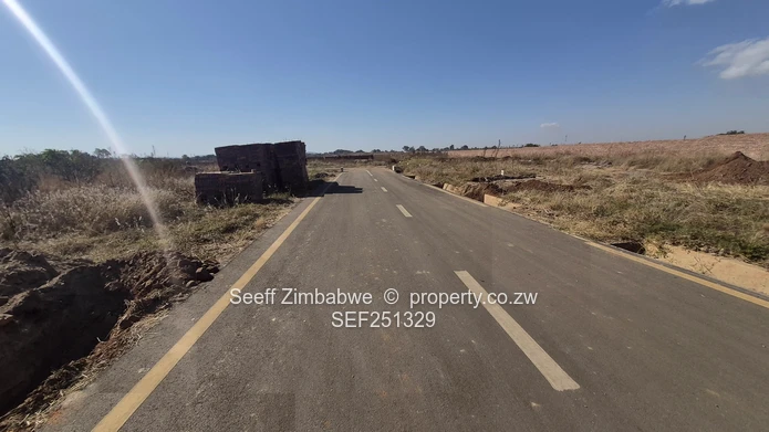 300 m² Serviced Plot on Tarred Road — Nyabira (Sole Mandate)