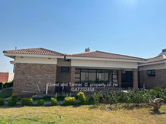 Luxury 5-Bedroom Home for Sale in Selbourne Park – Prime Location Near Bulawayo