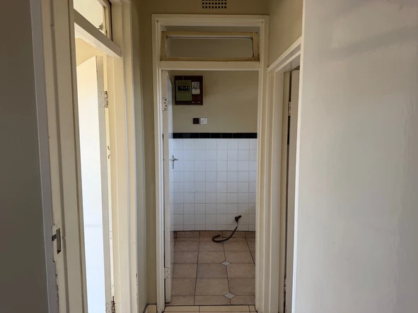 Flat & Apartment