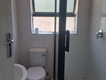 3 Bedroom Garden Flat