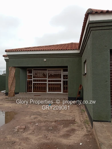 Stunning 3 Bedroom Property in Picnic Park, Waterfalls