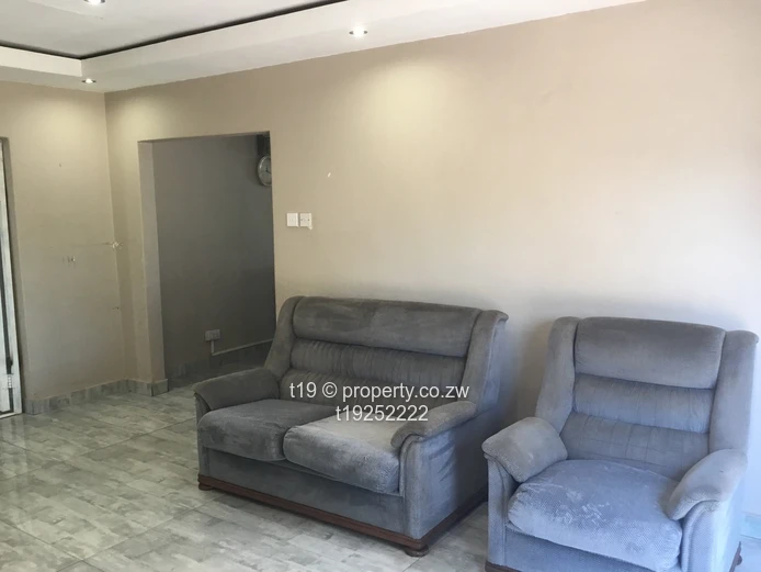 Neat fully furnished 4 bedroom house plus 3 bed cottage 