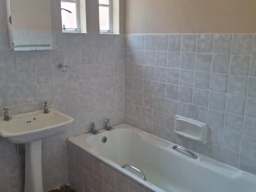 2 Bedroom Garden Flat