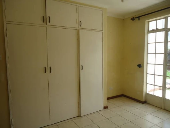 3 Bedroom Garden Flat