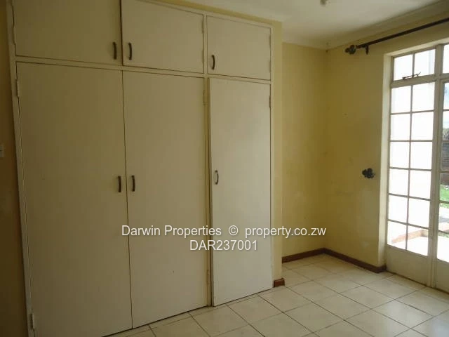 Well Positioned Cluster With Upgrade Potential Or Immediate Rental Income