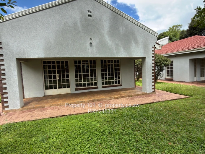 Price on application-Rental 5 bedrooms house in Borrowdale west