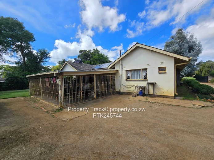 Idyllic Family Home in serene neighbourhood 