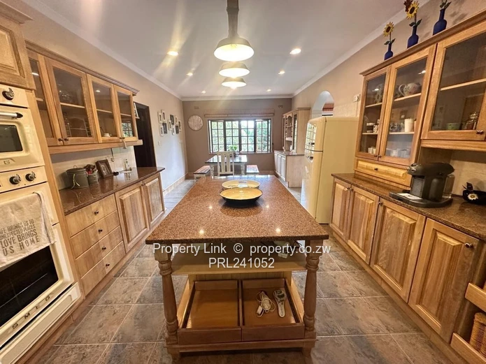 Borrowdale Brooke Golf  Estate - Space, Style and Security