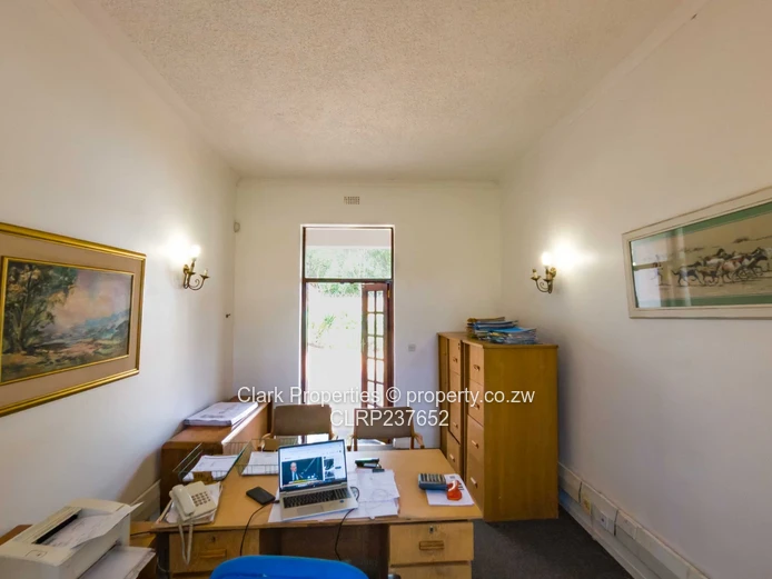 Ideal Location- Offices Or Medical Hub