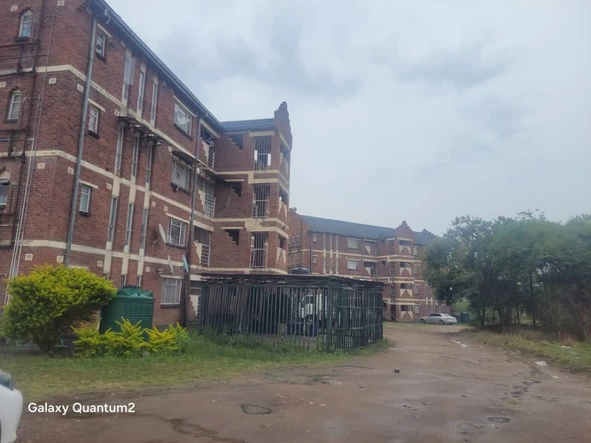 3 Bedroom Flat & Apartment