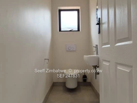 Elegant New Townhouses on Princess Drive, Newlands