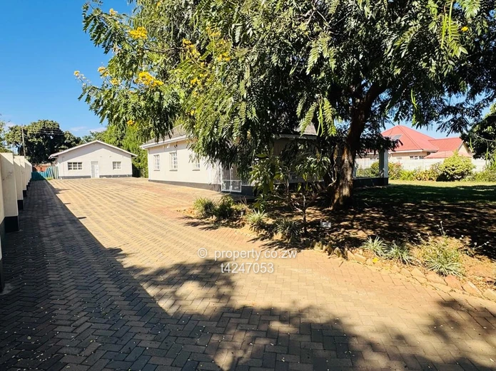 Eastlea house for Rent as offices 