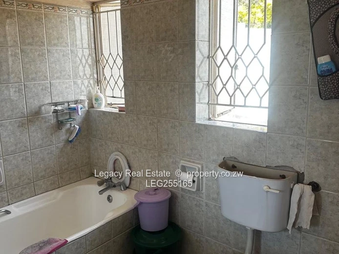 Luxury Fully Furnished 5-Bedroom Home To Let – Borrowdale.