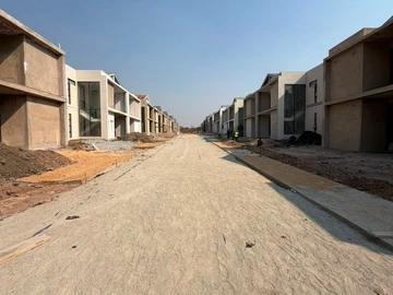 4 Bedroom Garden Flat
