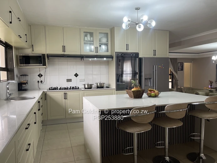 Executive 7 - Bedroom Home in Borrowdale (Sole Mandate)