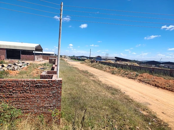 Commercial & Industrial Land