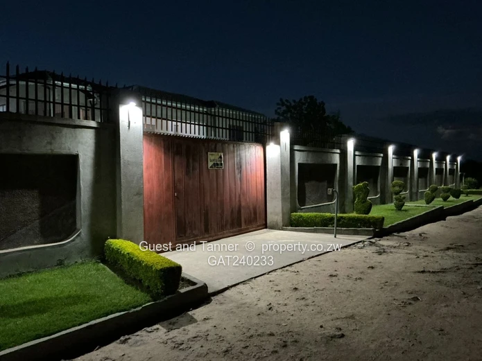 CHITUNGWIZA RIVERSIDE LOW DENSITY - Spacious Double Storey Home with 4 Solar Powered Modern Cottages