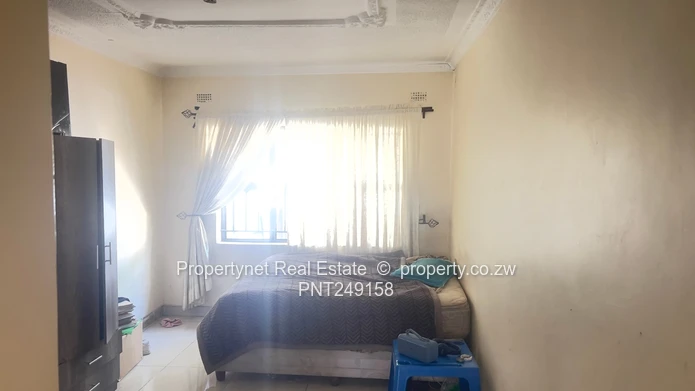 Solid neat family home!!!
