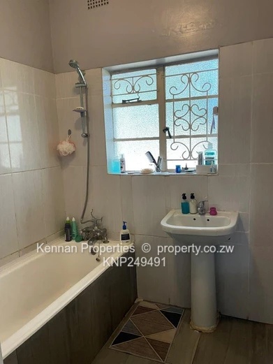Solid Mabelreign Home for sale (Sole Mandate)