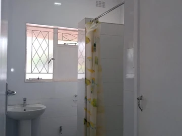 2 Bedroom Garden Flat