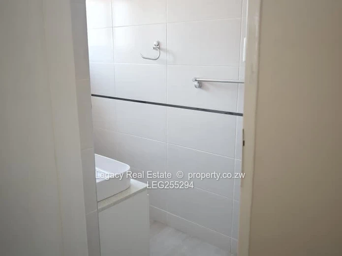 Marlborough: Modern 4-Bed Double-Storey, Fully Furnished & Borehole