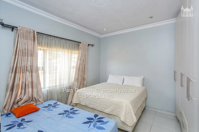 Modern 3-Bedroom Cluster Home!