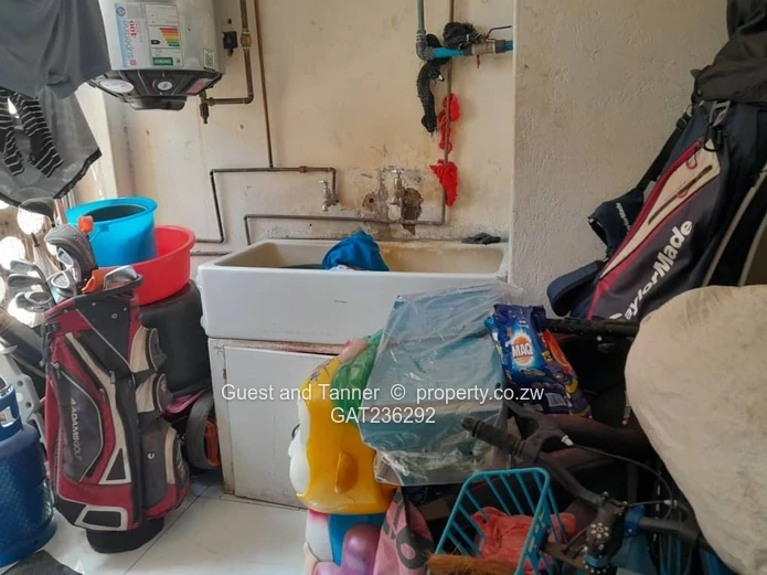 Ground Floor 3-BR Flat for Sale at Chelmscote, Bainnes Ave – Borehole, Garden & Sectional Titles