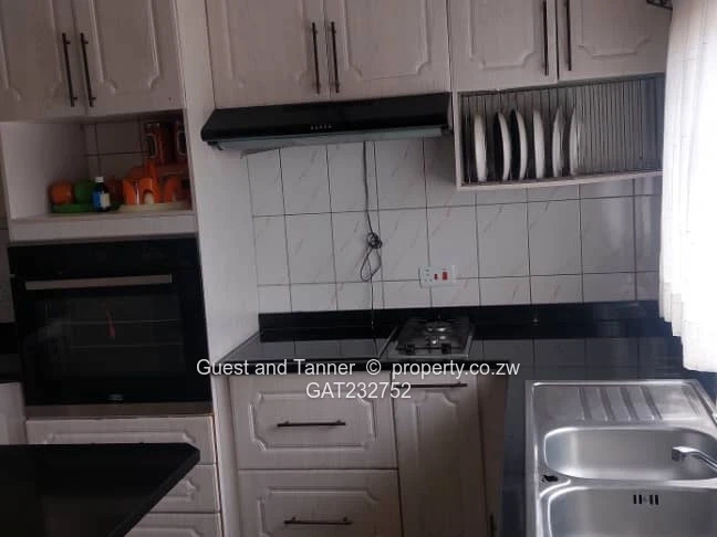 Glen View 1 Riverside 4-BR House for Sale Near Harare – Secure Home with Solar and Developer Cession